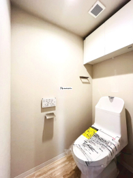  ���Ў{�H��